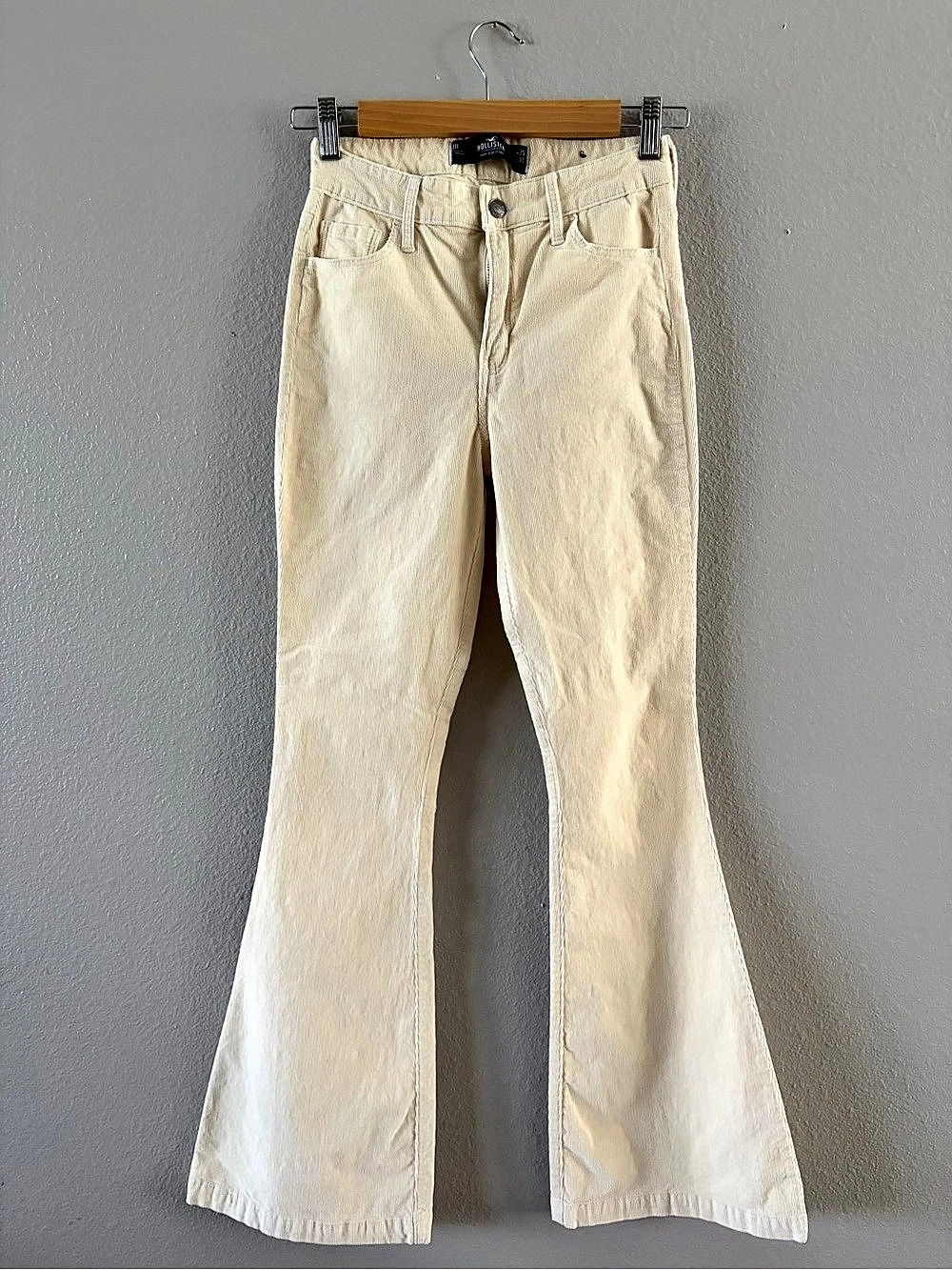 Hollister High-Rise Flare Corduroy Pants Cream Flare Jeans Like New